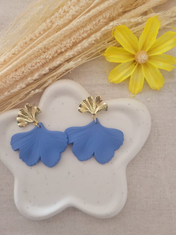 Boucles d oreilles bleu forme fleur
