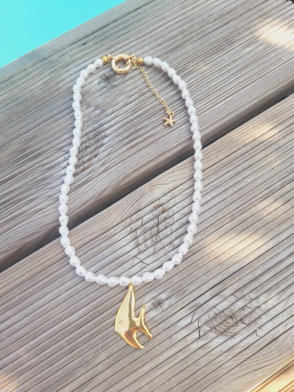Collier tendance femme en perle blanc nacre