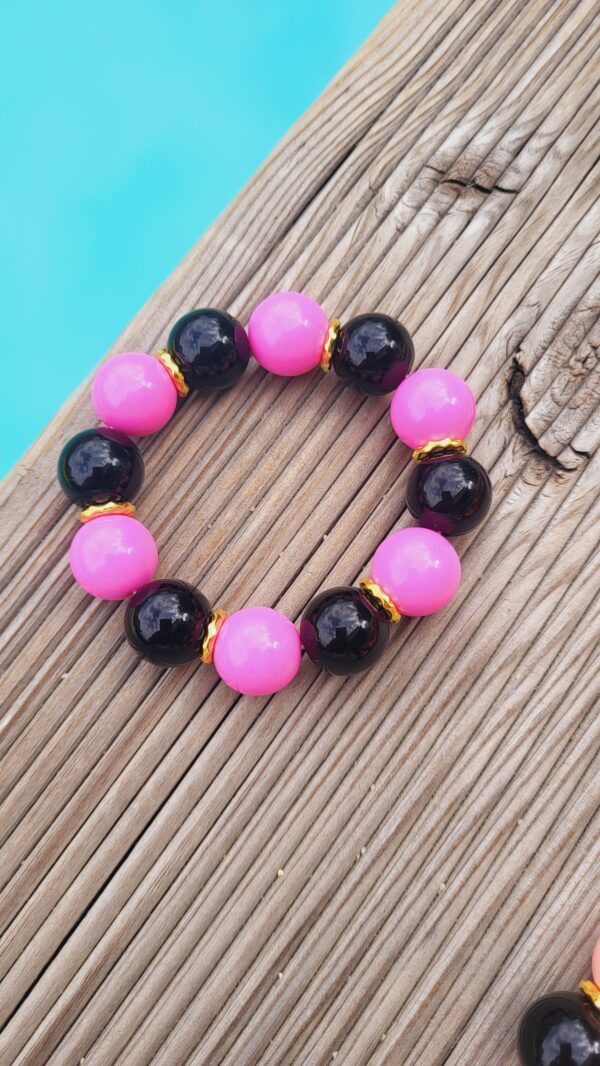 Bracelet en perles acryliques