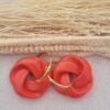 Boucles femme tendance en résine