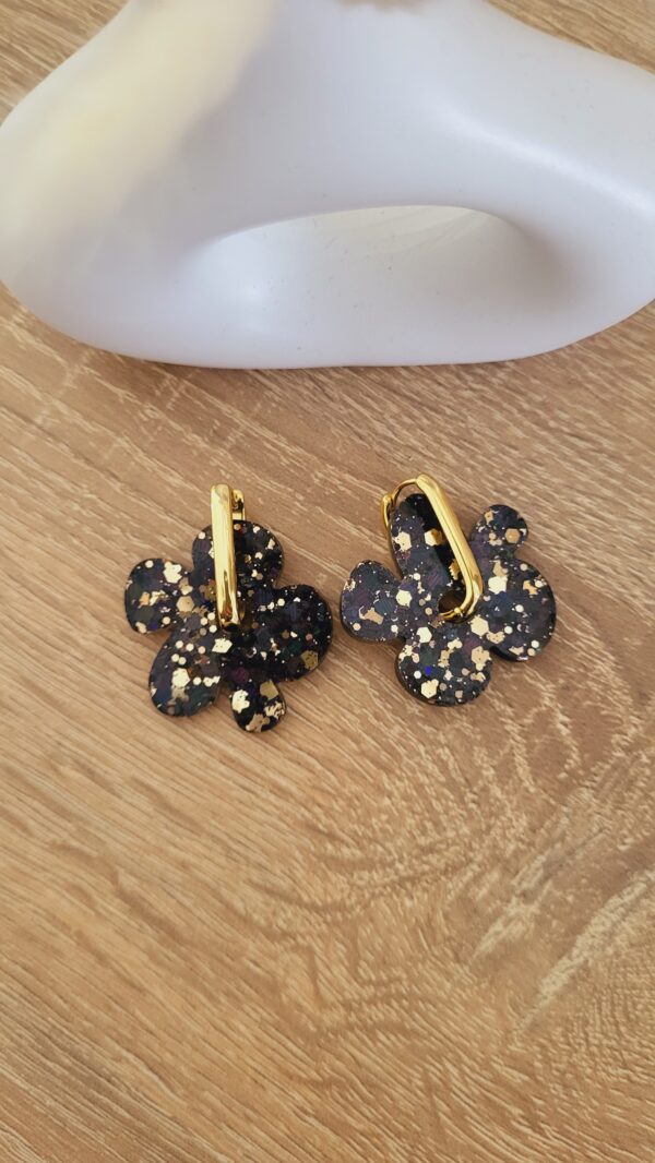 Modèle boucles tendance femme