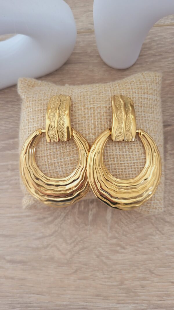 Paire de boucles d oreilles tendance femme