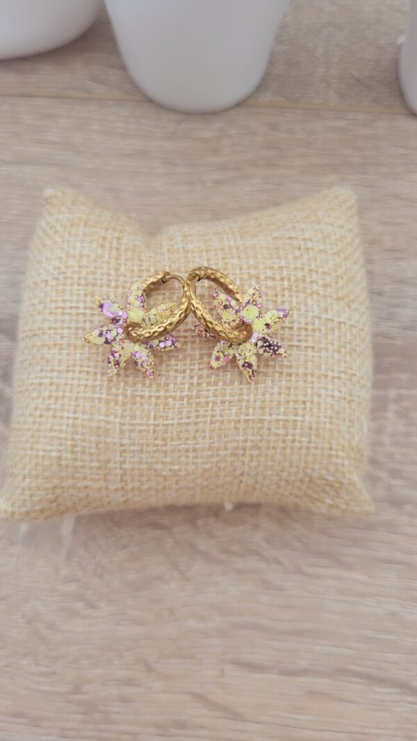Modèle de boucles tendance femme